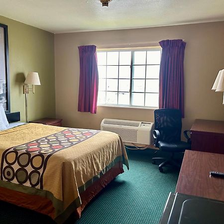 Super 8 By Wyndham Platte City Kansas City Area Dış mekan fotoğraf